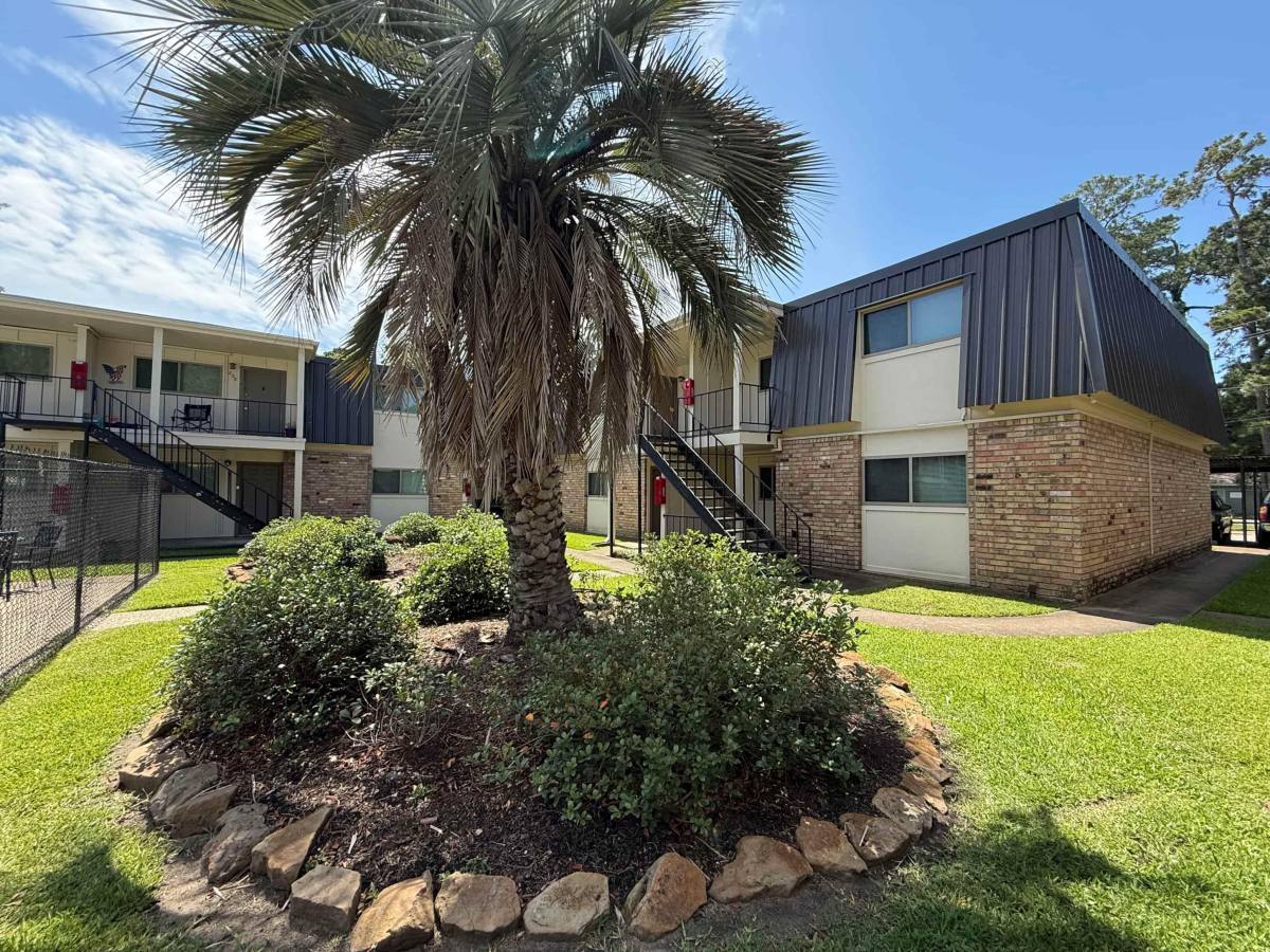 Apartment for rent at Hyde Park West, 3755 Delaware St #4, Beaumont, TX 77706
