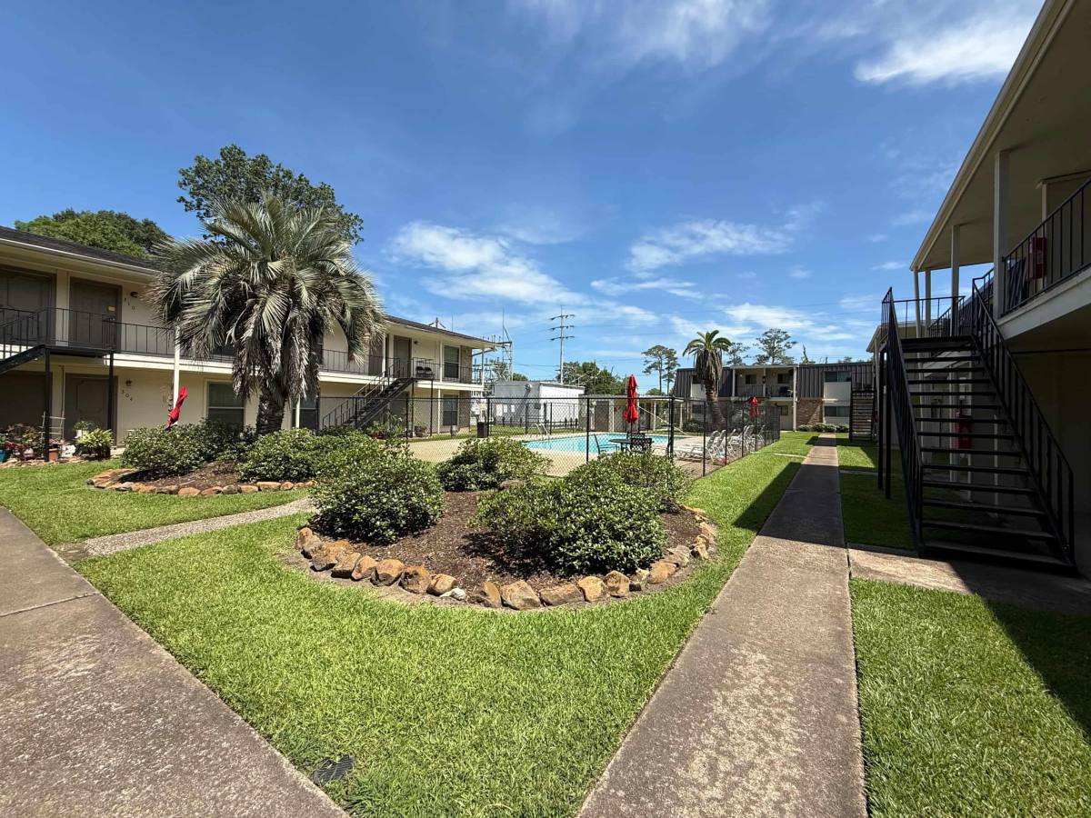 Apartment for rent at Hyde Park West, 3755 Delaware St #4, Beaumont, TX 77706