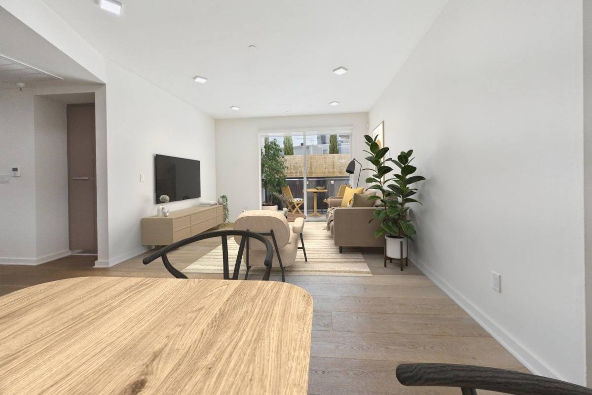 Apartment for rent at 850 Crenshaw Blvd #310, Los Angeles, CA 90005