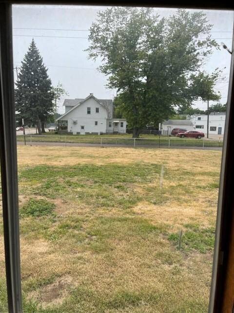 House for rent at 724 Spencer St, Toledo, OH 43609