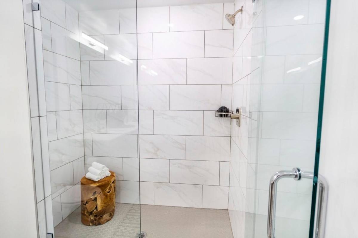 Apartment for rent at 3111 S Dixie Highway 5-502, West Palm Beach, FL 33405
