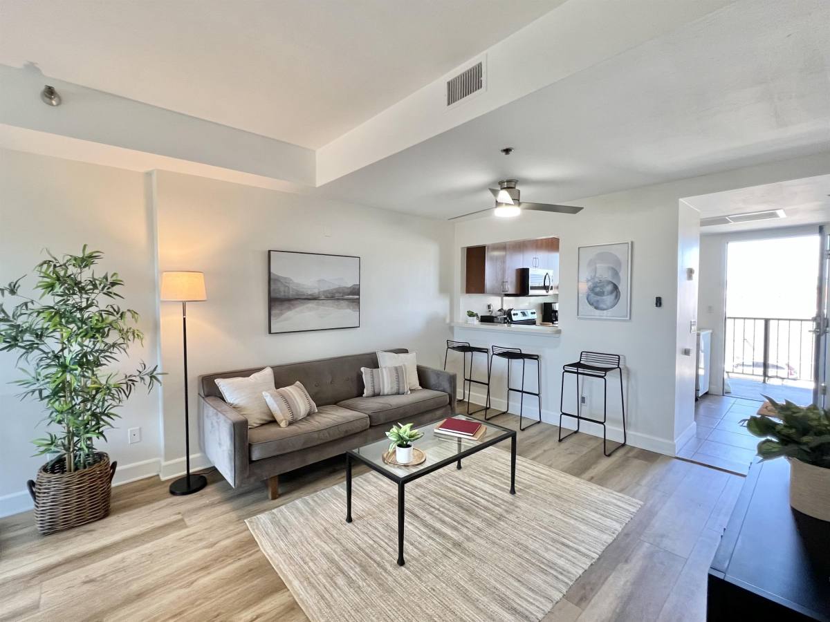 Condo for rent at Palisade Gardens Condominiums, 2828 University Ave #301, San Diego, CA 92104