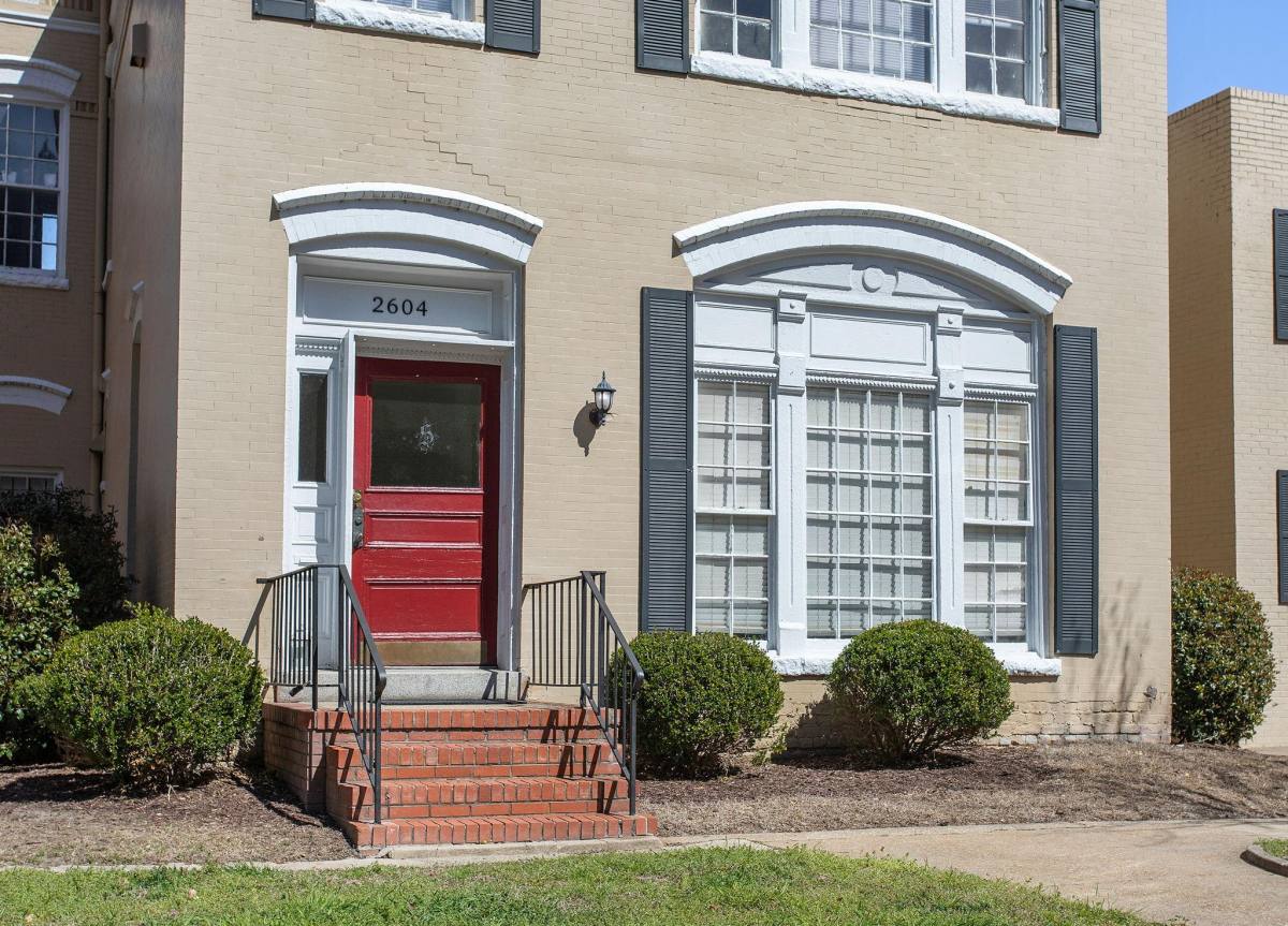 Apartment for rent at 2604 Grove Ave, Richmond, VA 23220