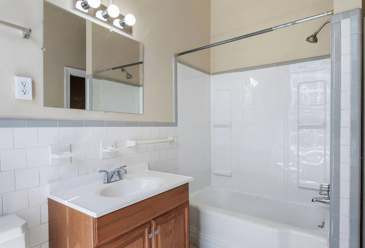 Apartment for rent at 2604 Grove Ave, Richmond, VA 23220