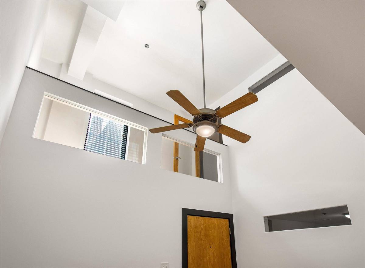Apartment for rent at 306 E Grace St #204, Richmond, VA 23219