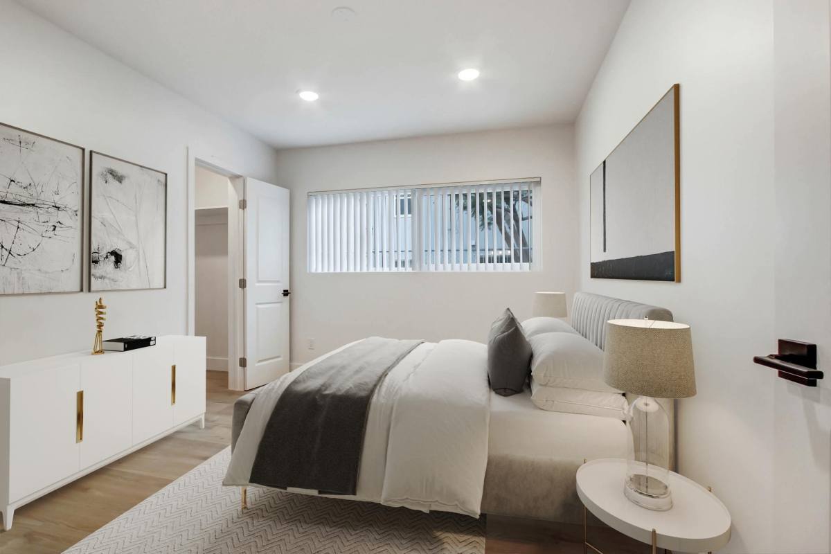 Apartment for rent at 1333 North Martel Avenue, 1333 N Martel Ave #103, Los Angeles, CA 90046
