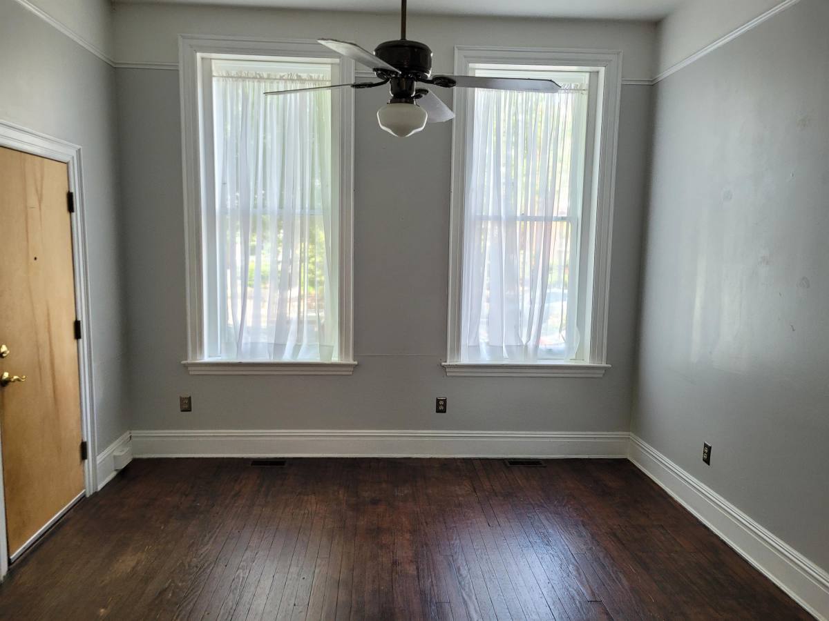 Apartment for rent at 2517 W Grace St, Richmond, VA 23220