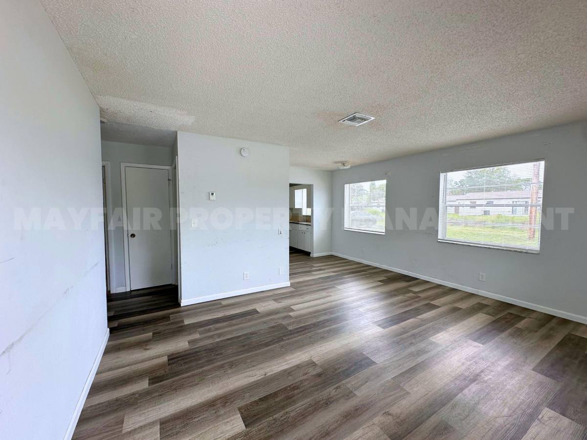Apartment for rent at 4523 Gulfstream Rd, Lake Worth, FL 33461