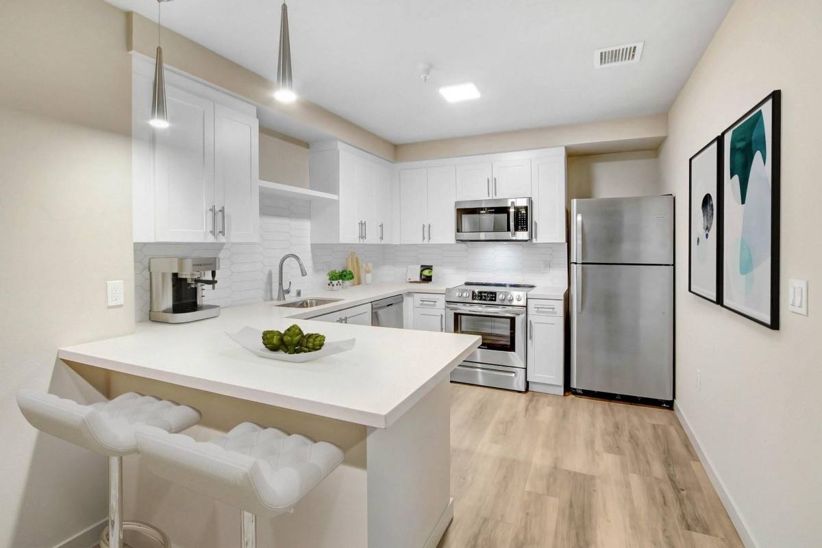 Apartment for rent at 2847 Leeward Ave #306, Los Angeles, CA 90005