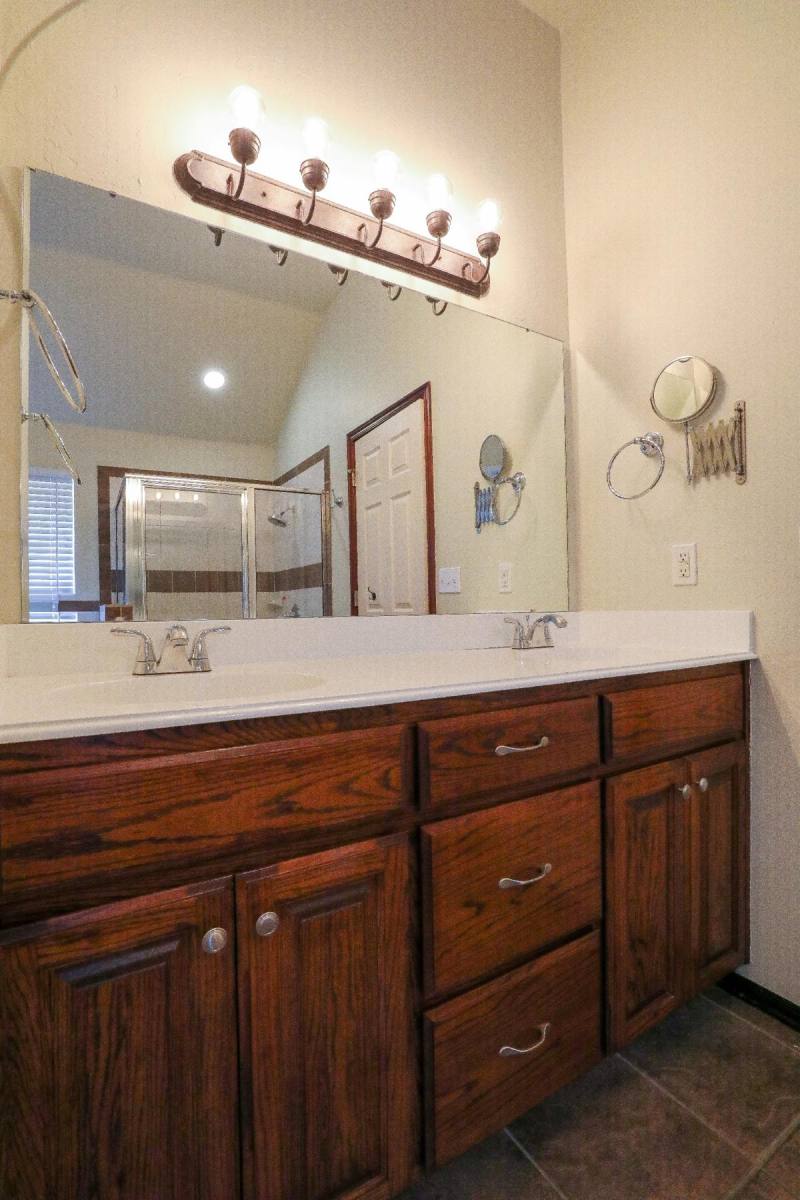 House for rent at 3004 NW 191st St, Edmond, OK 73012