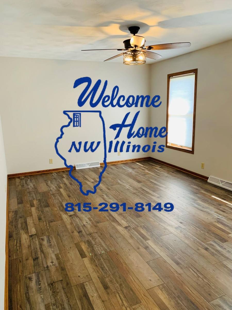 House for rent at 204 Ida #1, Lena, IL 61048