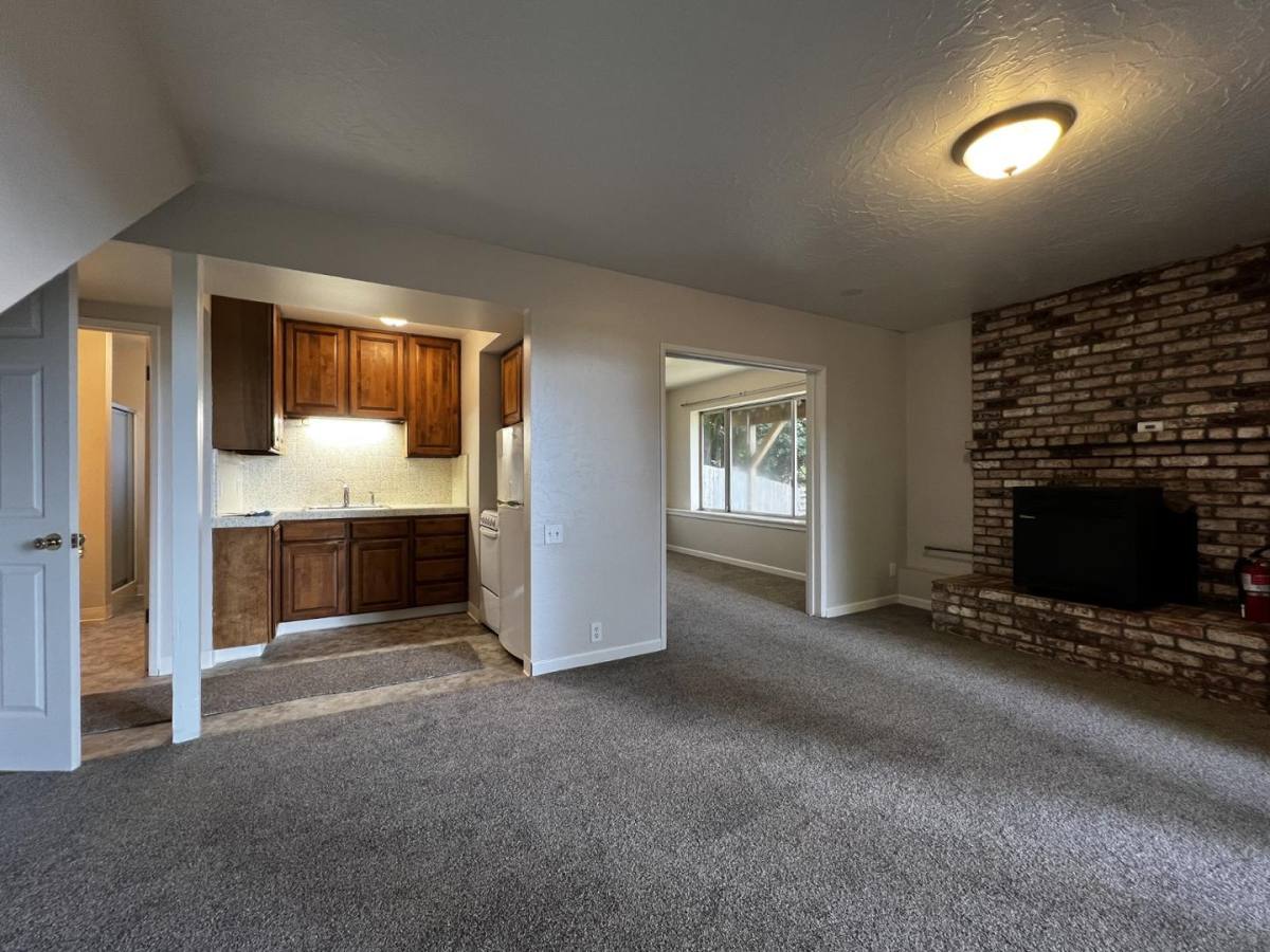 Apartment for rent at 711 Fickle Hill Rd #B, Arcata, CA 95521