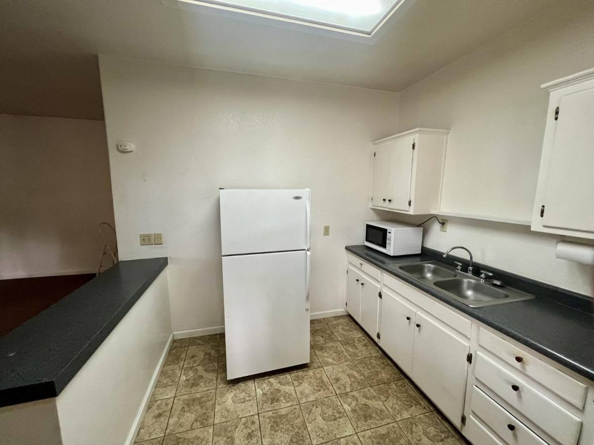 Apartment for rent at 41 W Saint Charles St #3A, San Andreas, CA 95249