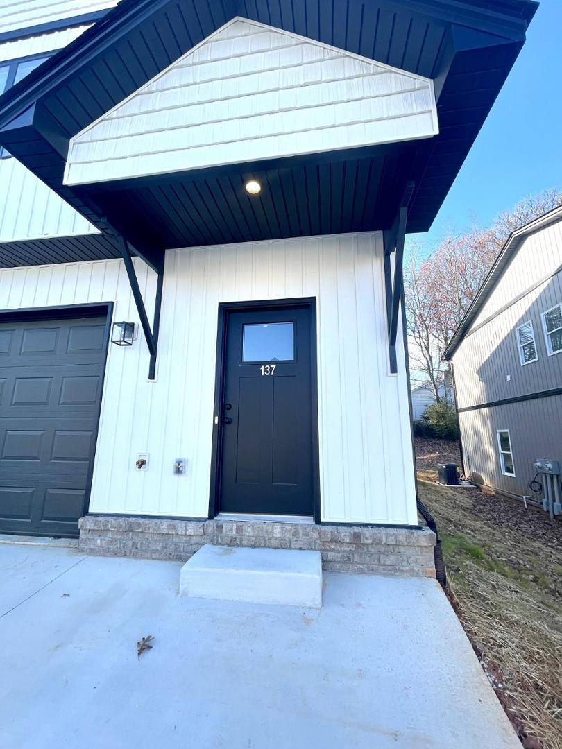 Townhouse for rent at 137 Independence Lane #137, Lynchburg, VA 24502
