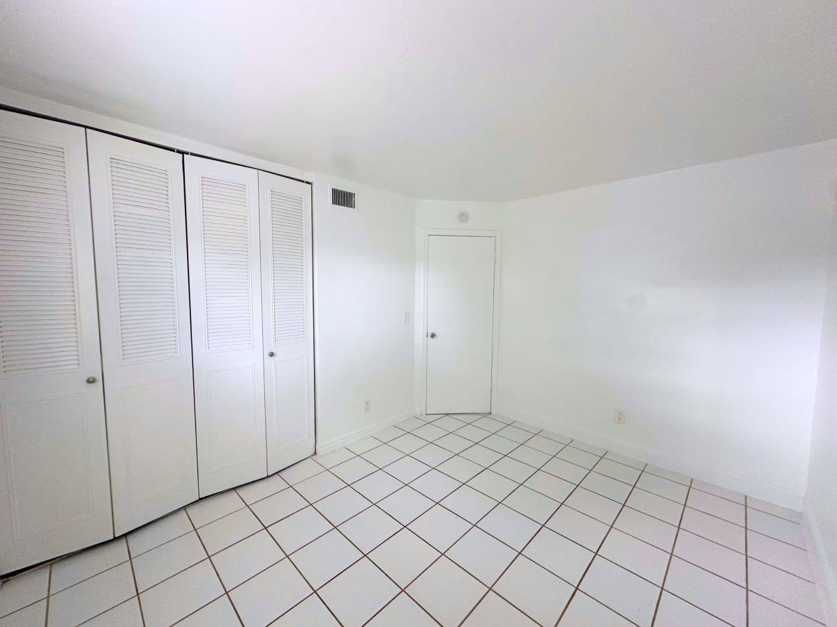 Apartment for rent at 519 W Kalmia Dr #2, West Palm Beach, FL 33403