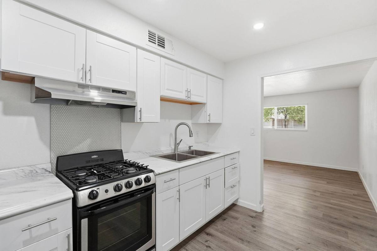 House for rent at 1329 N 48th St #5, Phoenix, AZ 85008