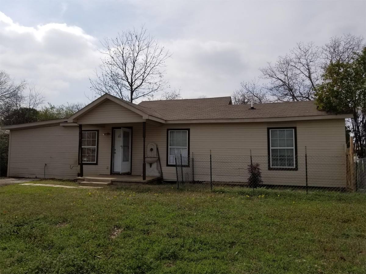 House for rent at Sandy Acres, 3700 Radford Rd, Fort Worth, TX 76119