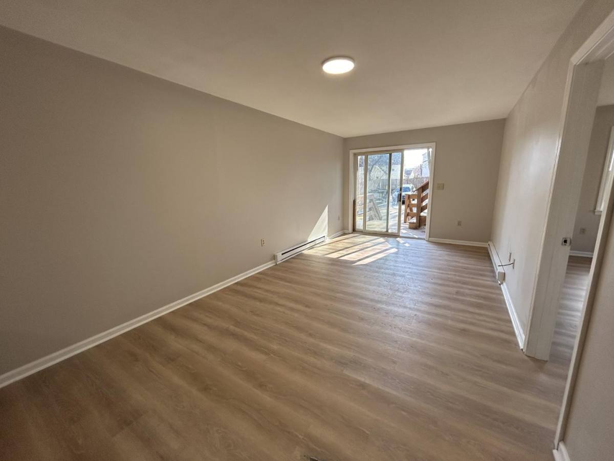 Apartment for rent at 37 Monroe St #3, Pittsfield, MA 01201