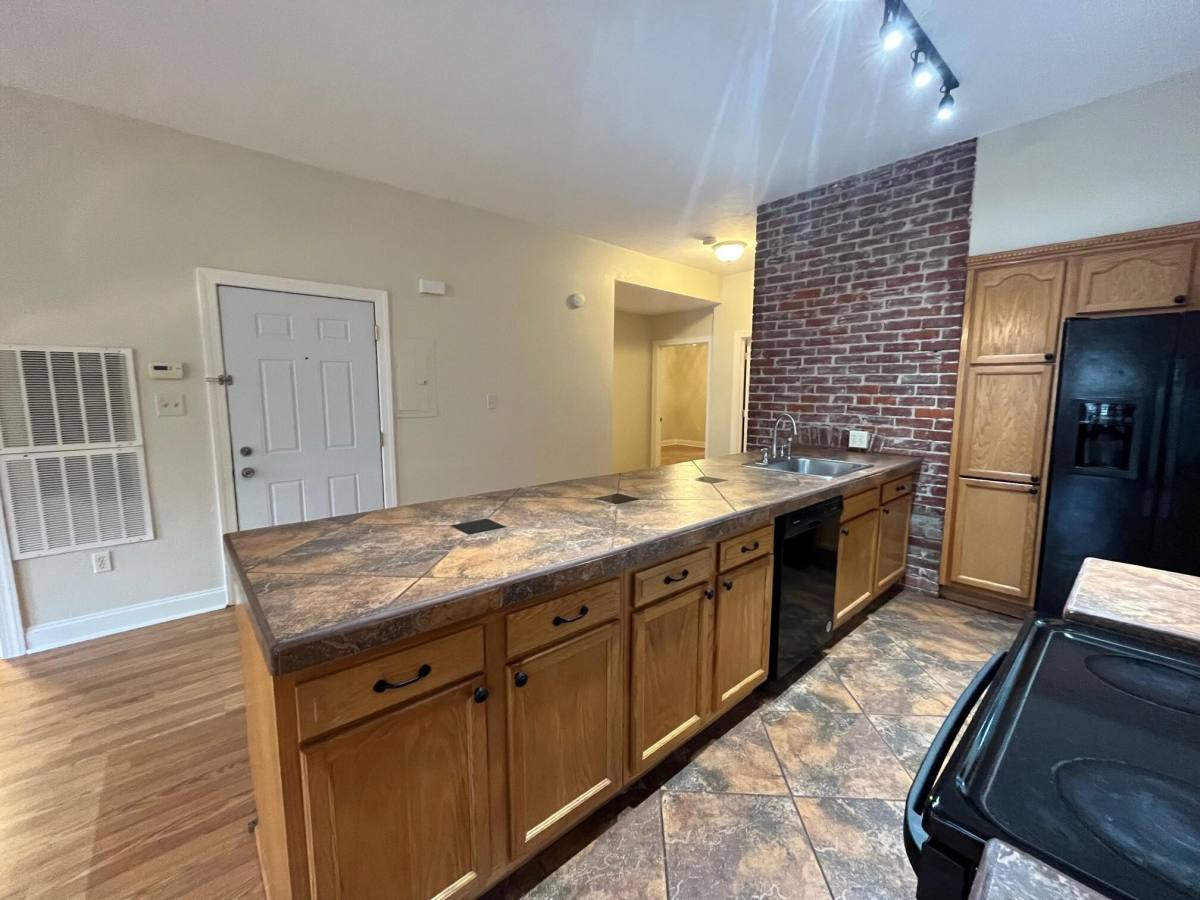Apartment for rent at 217 Stratford Ave #3, Pittsburgh, PA 15206