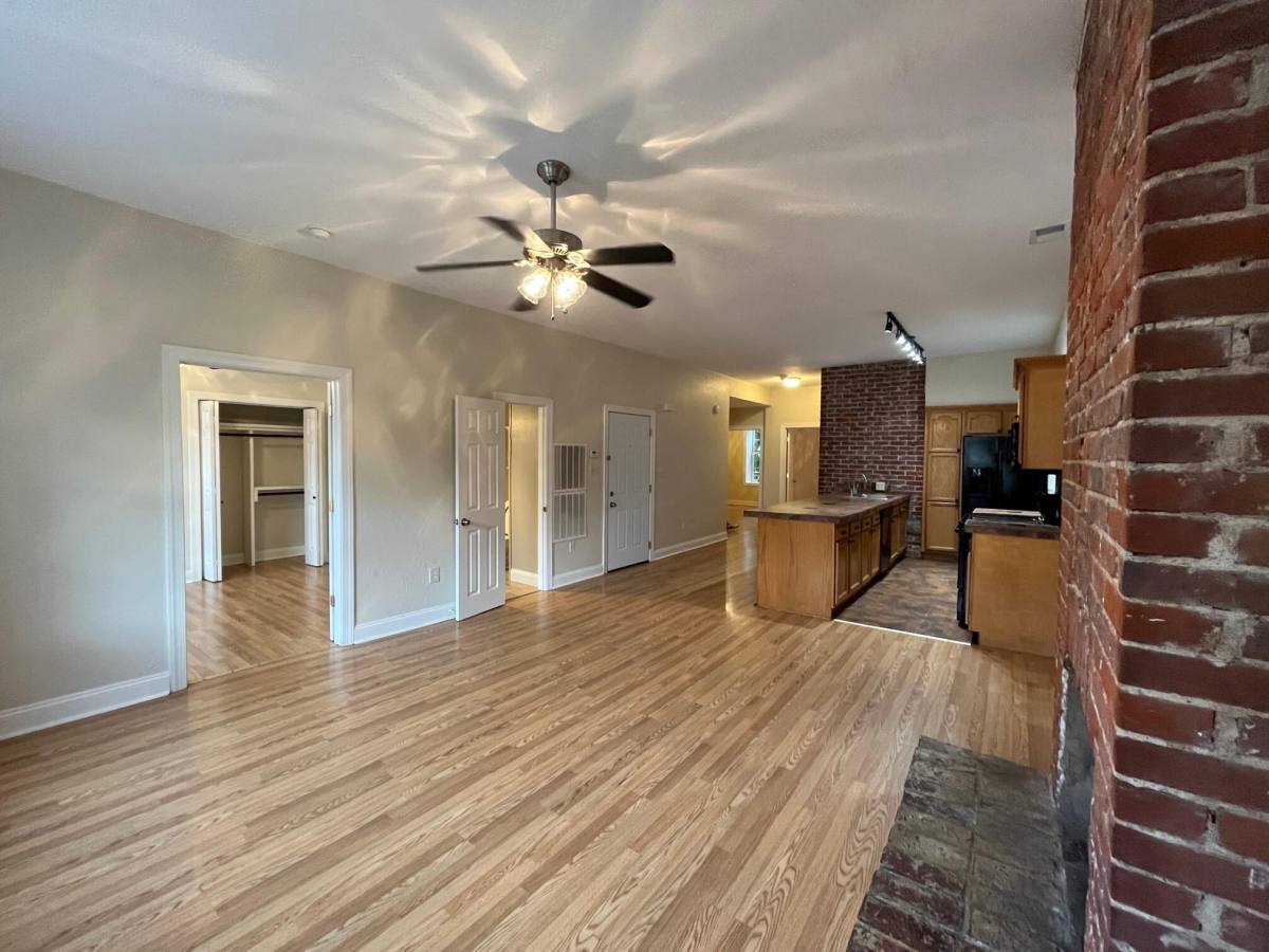 Apartment for rent at 217 Stratford Ave #3, Pittsburgh, PA 15206