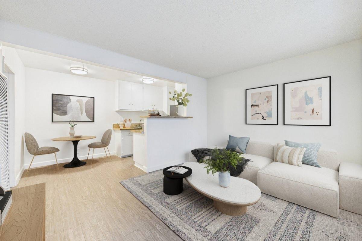 Apartment for rent at 21225 Roscoe Blvd #48, Canoga Park, CA 91304