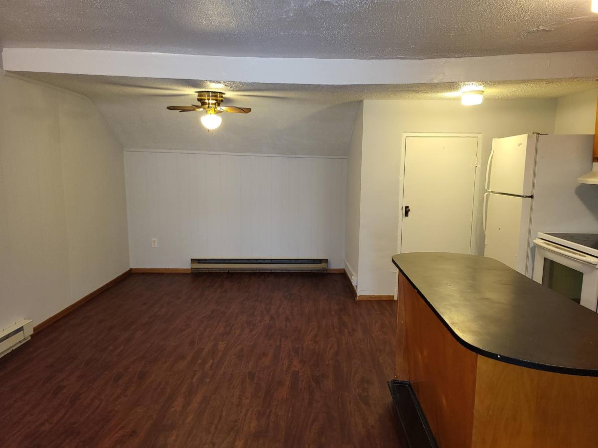 Apartment for rent at Emmitsburg, 321 W Main St, Emmitsburg, MD 21727