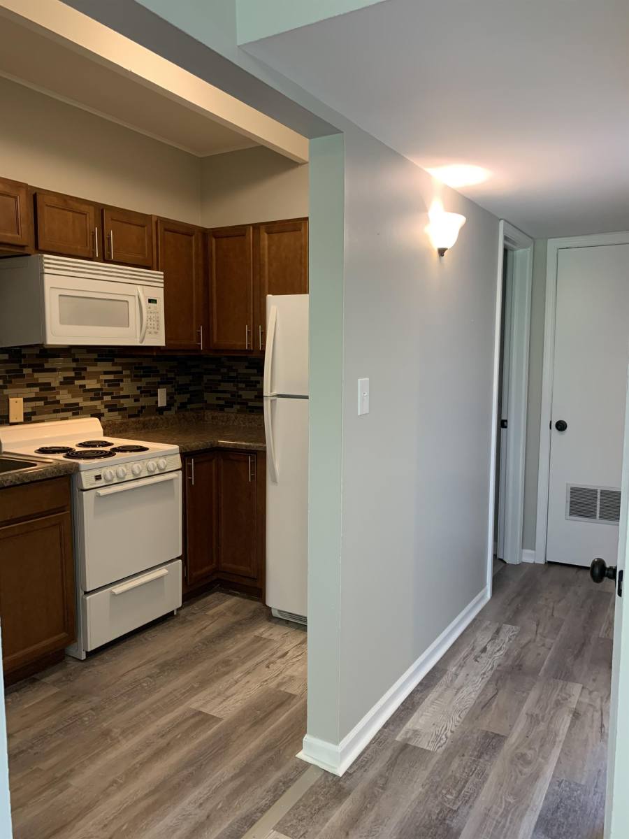 Apartment for rent at 52 College Ave, Valparaiso, IN 46383