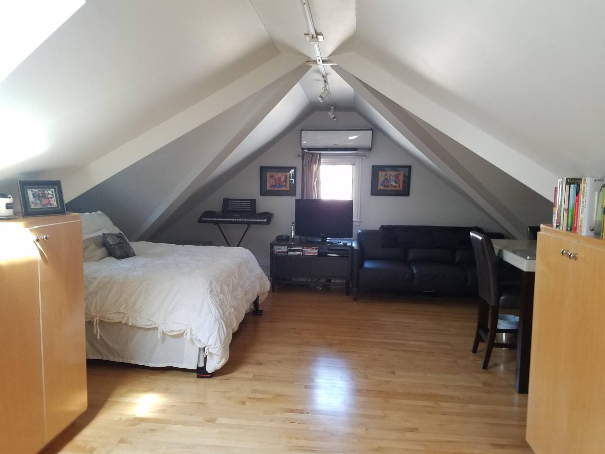 Apartment for rent at 1140 West Wrightwood Condominiums, 1140 W Wrightwood Ave #4, Chicago, IL 60614