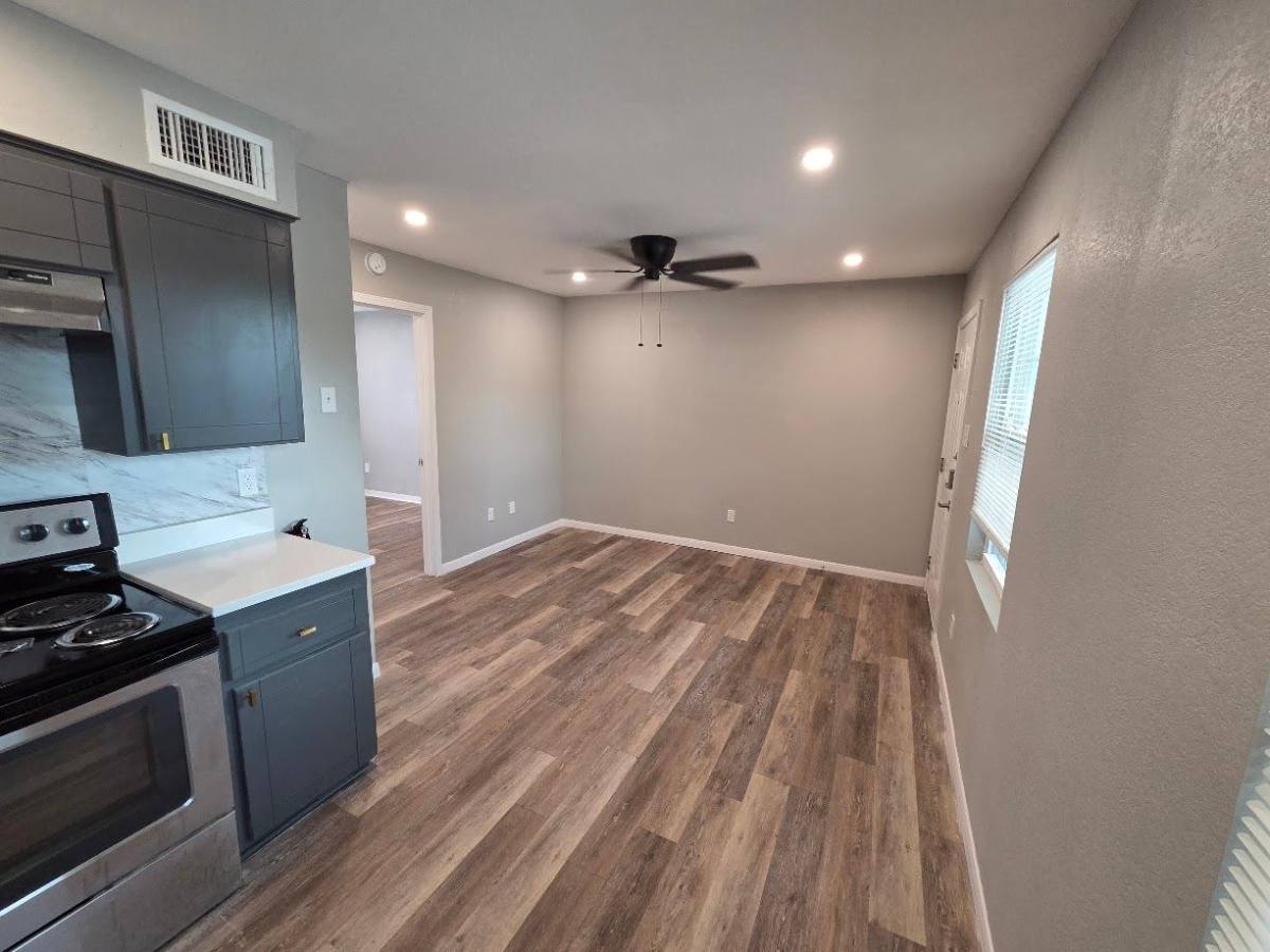 Apartment for rent at 716 W Ave #I, Killeen, TX 76541