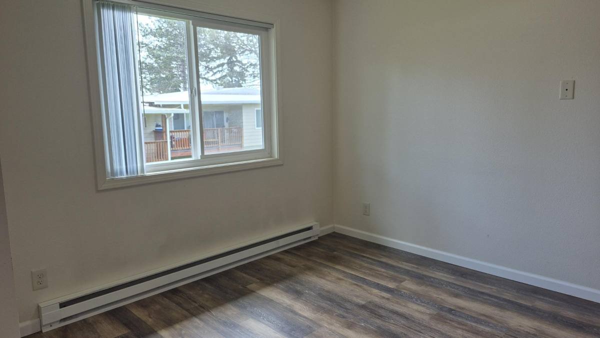 Apartment for rent at 1040 NW 123rd Ave, Portland, OR 97229