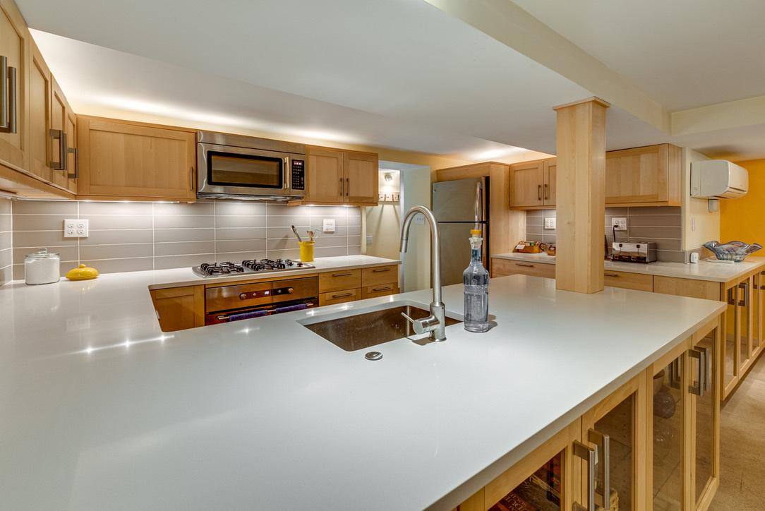 House for rent at King's Second Addition, 2234 NW Johnson St, Portland, OR 97210