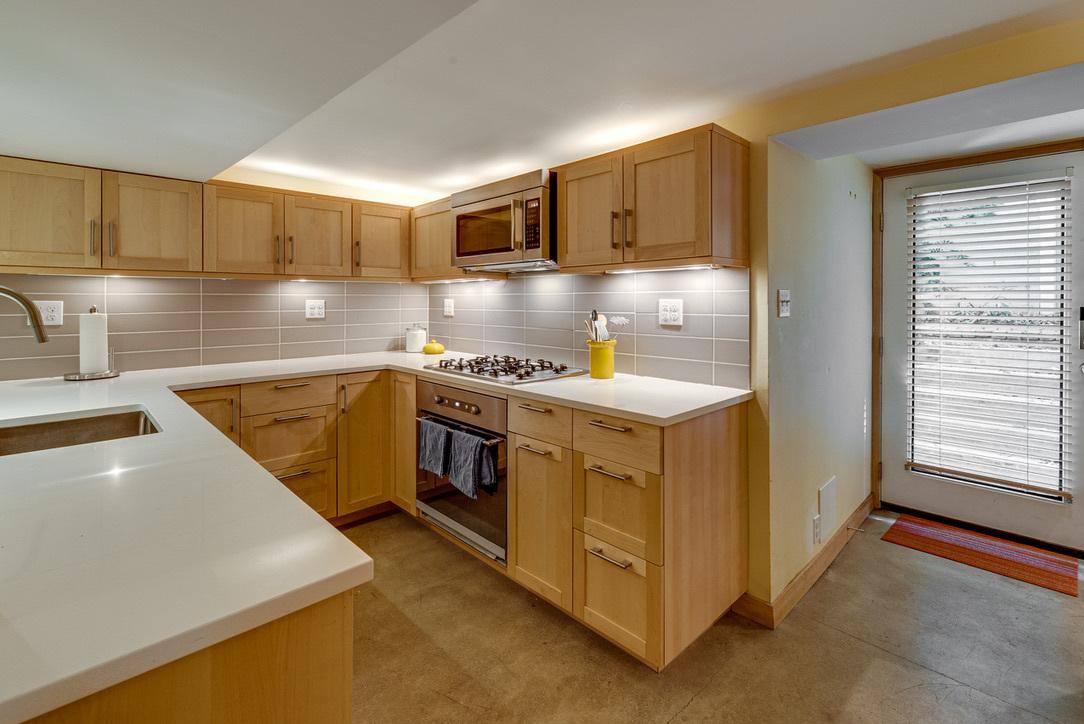 House for rent at King's Second Addition, 2234 NW Johnson St, Portland, OR 97210