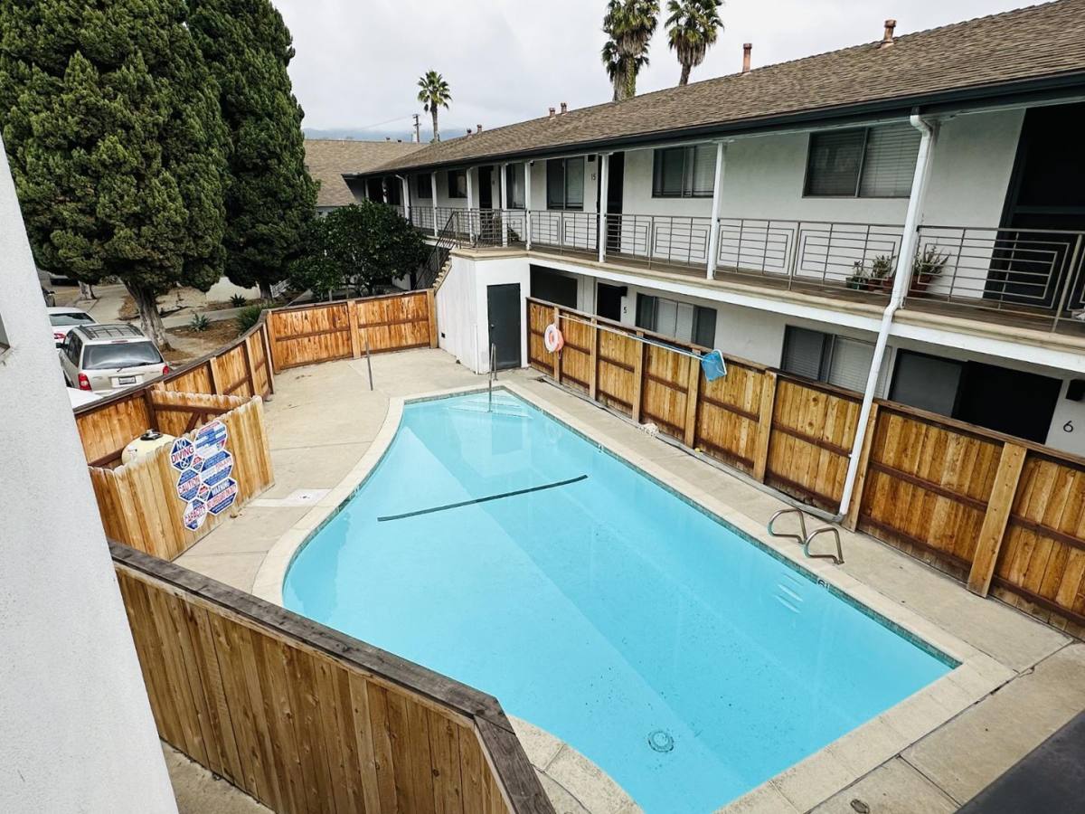 Apartment for rent at 3453 Richland Dr #20, Santa Barbara, CA 93105