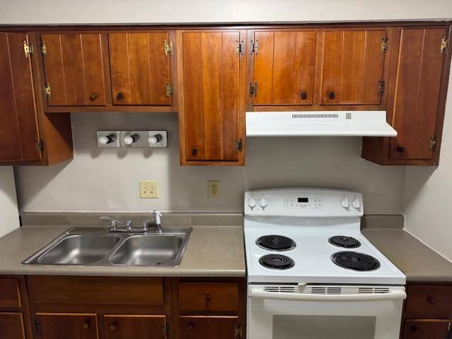 Apartment for rent at 2730 Townway Rd #H99, Danville, IL 61832