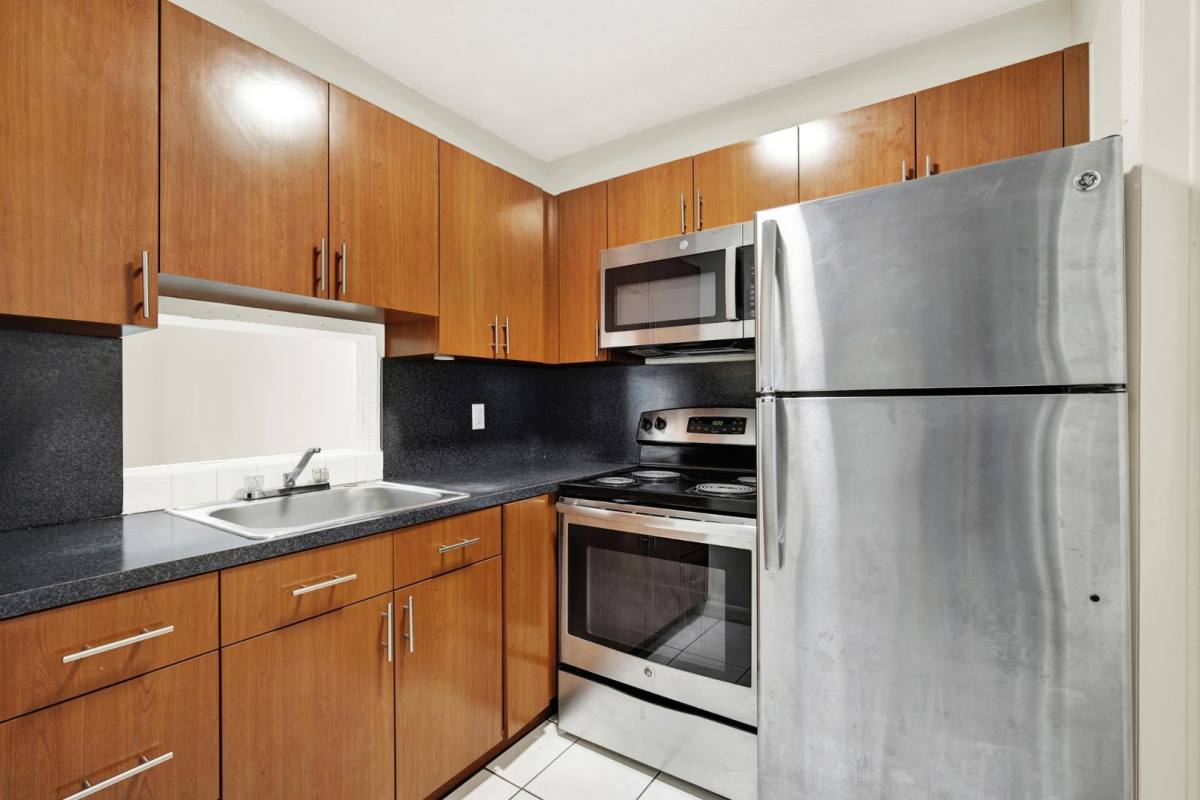 Apartment for rent at 416 Santander Ave #D, Miami, FL 33134