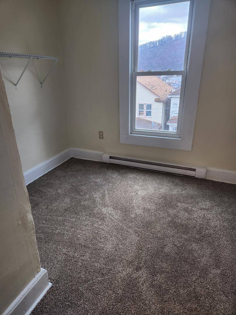Apartment for rent at 122 Spring St #B, Keyser, WV 26726
