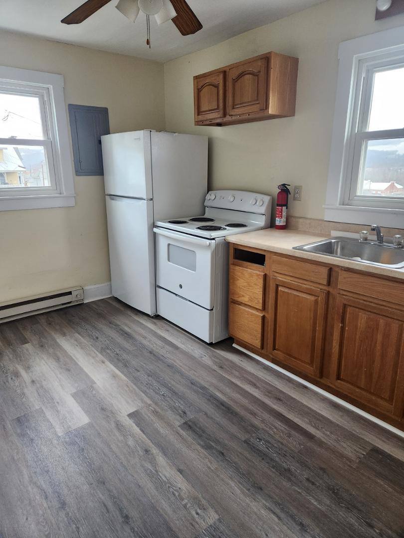 Apartment for rent at 122 Spring St #B, Keyser, WV 26726