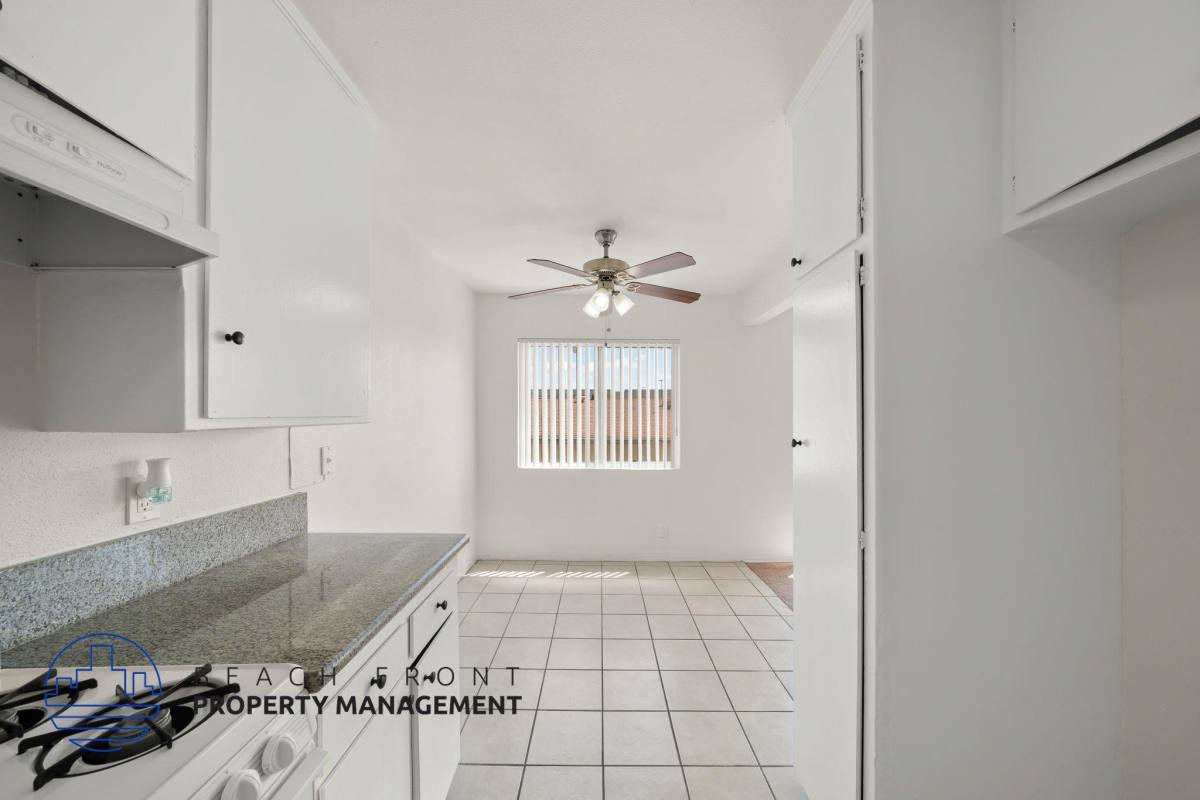 Apartment for rent at 3612 West 102nd Street, 3612 W 102nd St #9, Inglewood, CA 90303