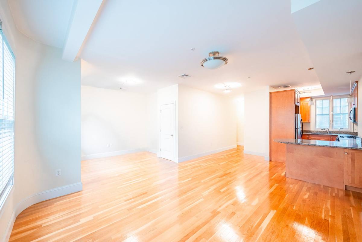 House for rent at 34 Worthington St #3, Boston, MA 02115