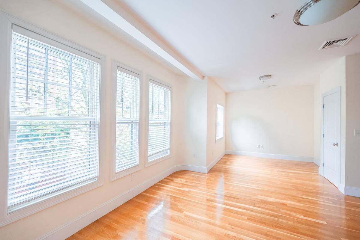 House for rent at 34 Worthington St #3, Boston, MA 02115