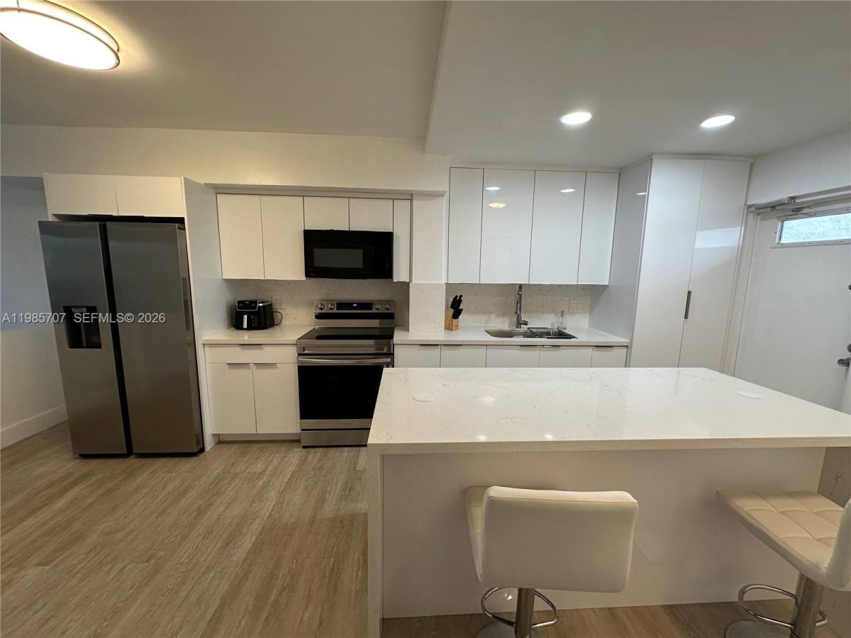 Condo for rent at 10900 SW 104th St #322, Miami, FL 33176