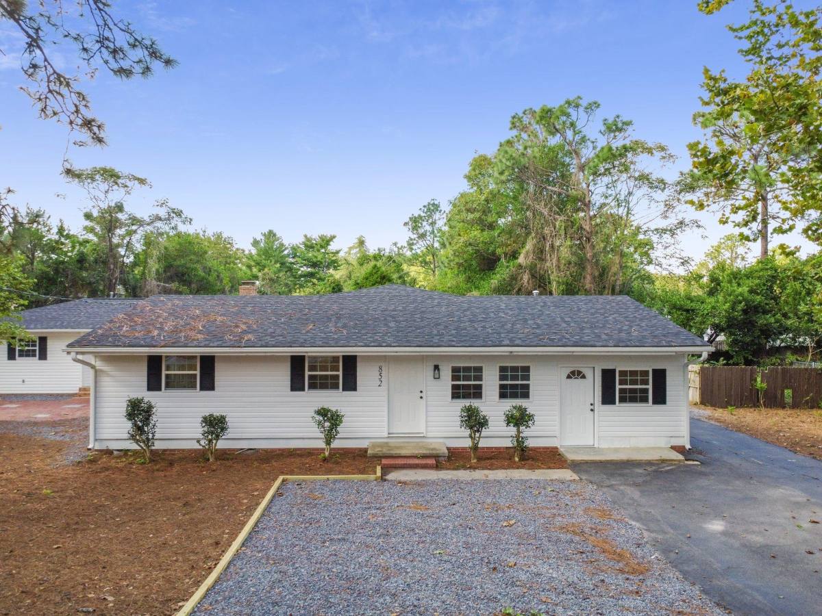 Apartment for rent at 852 N May St #1, Southern Pines, NC 28387