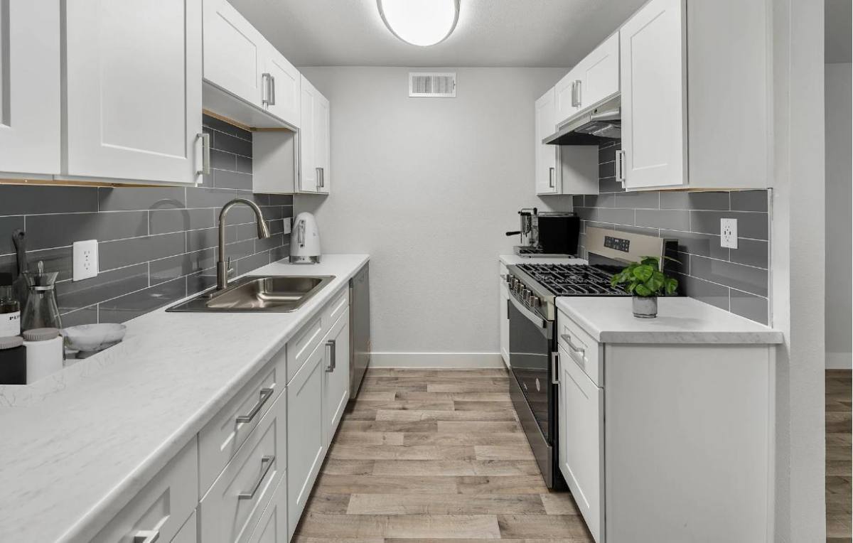 Apartment for rent at 2025 W Indian School Rd #1, Phoenix, AZ 85015