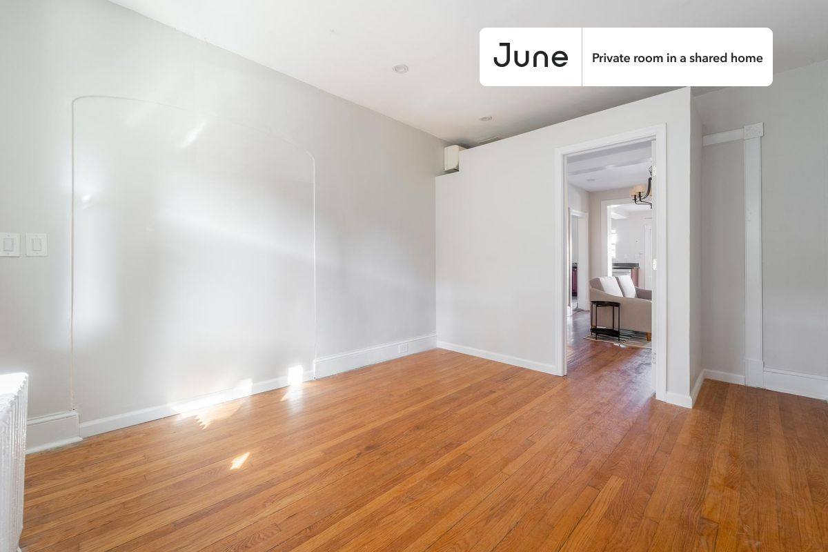 Apartment for rent at 1443 Parkwood Place NW #A, Washington, DC 20010