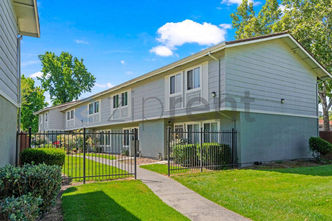 Townhouse for rent at 4880 Saginaw Circle, Pleasanton, CA 94588