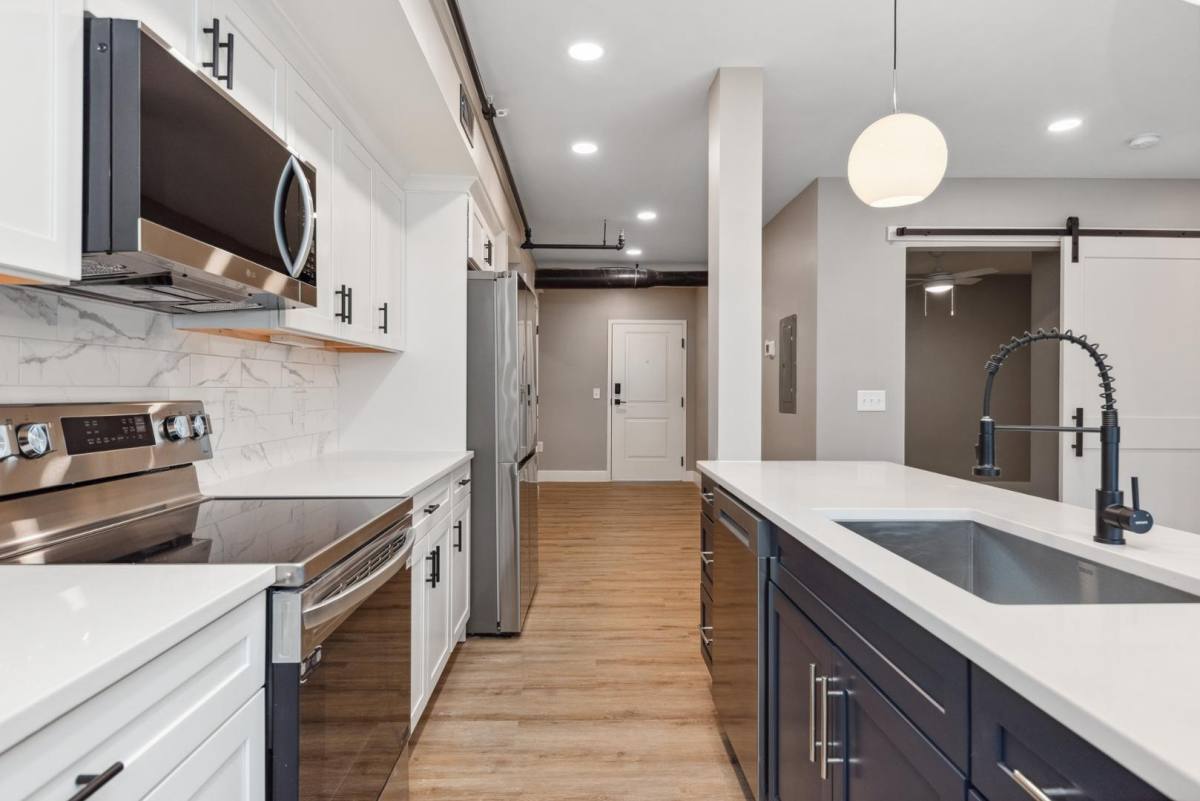 Apartment for rent at 6011 Madison Rd #3, Cincinnati, OH 45227