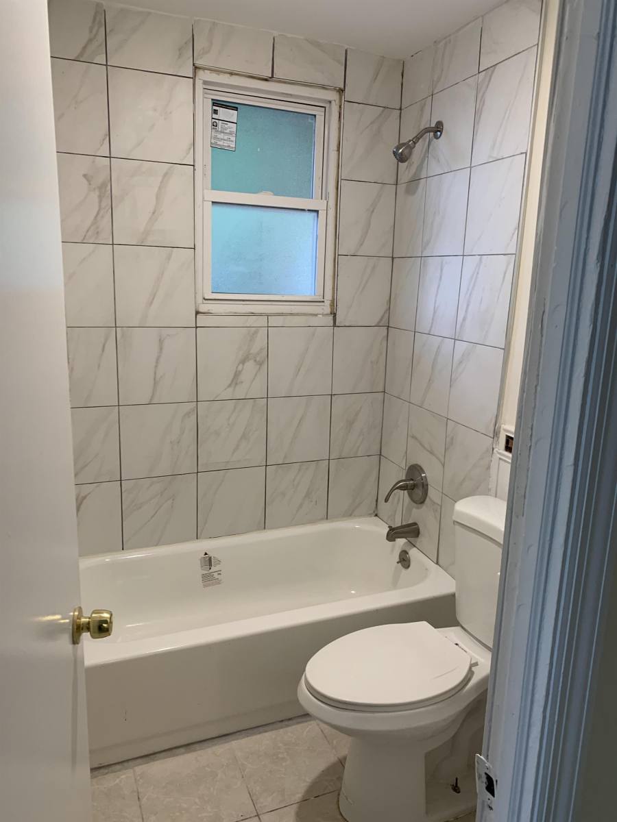 Apartment for rent at 285 Fulton St, Woodbridge, NJ 07095
