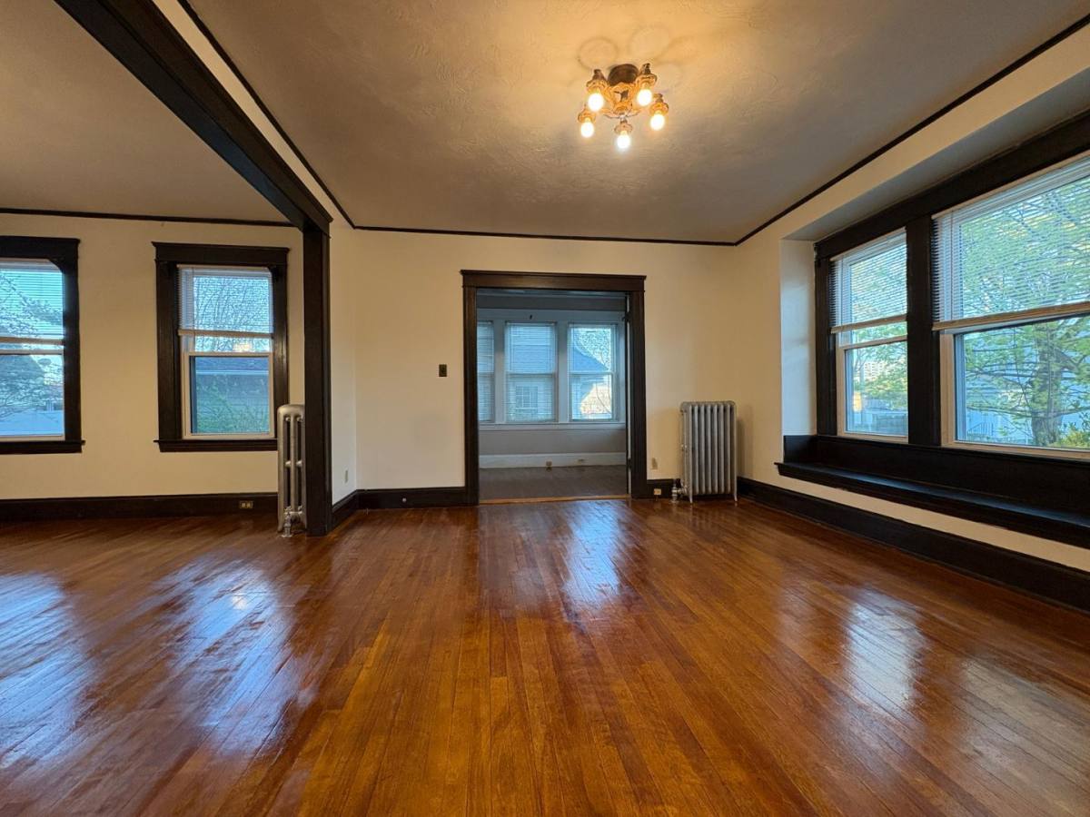 Apartment for rent at 12 Barnes Ave #1, Worcester, MA 01605