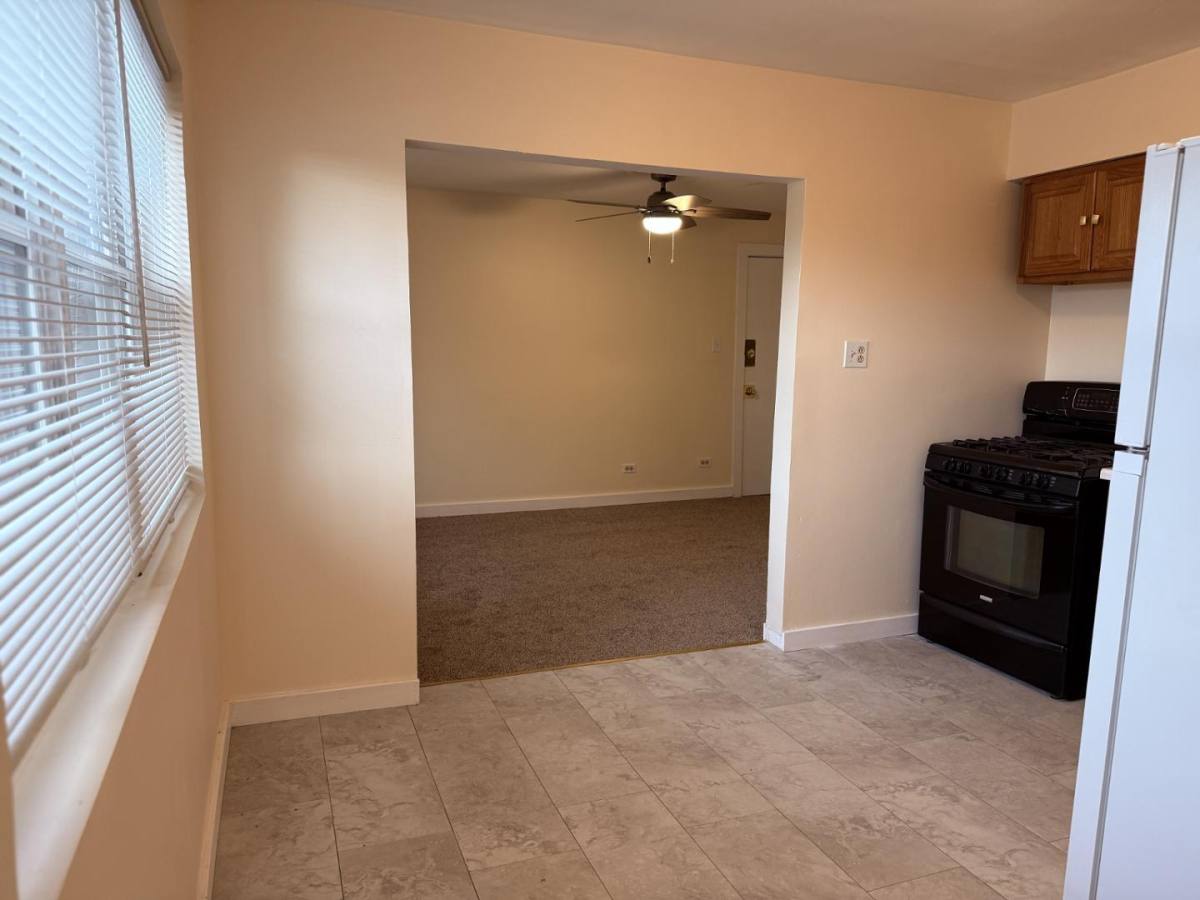 Apartment for rent at 8907 S Cottage Grove Ave, Chicago, IL 60619