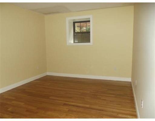 Apartment for rent at 159 Moore St #159U2, Lowell, MA 01852